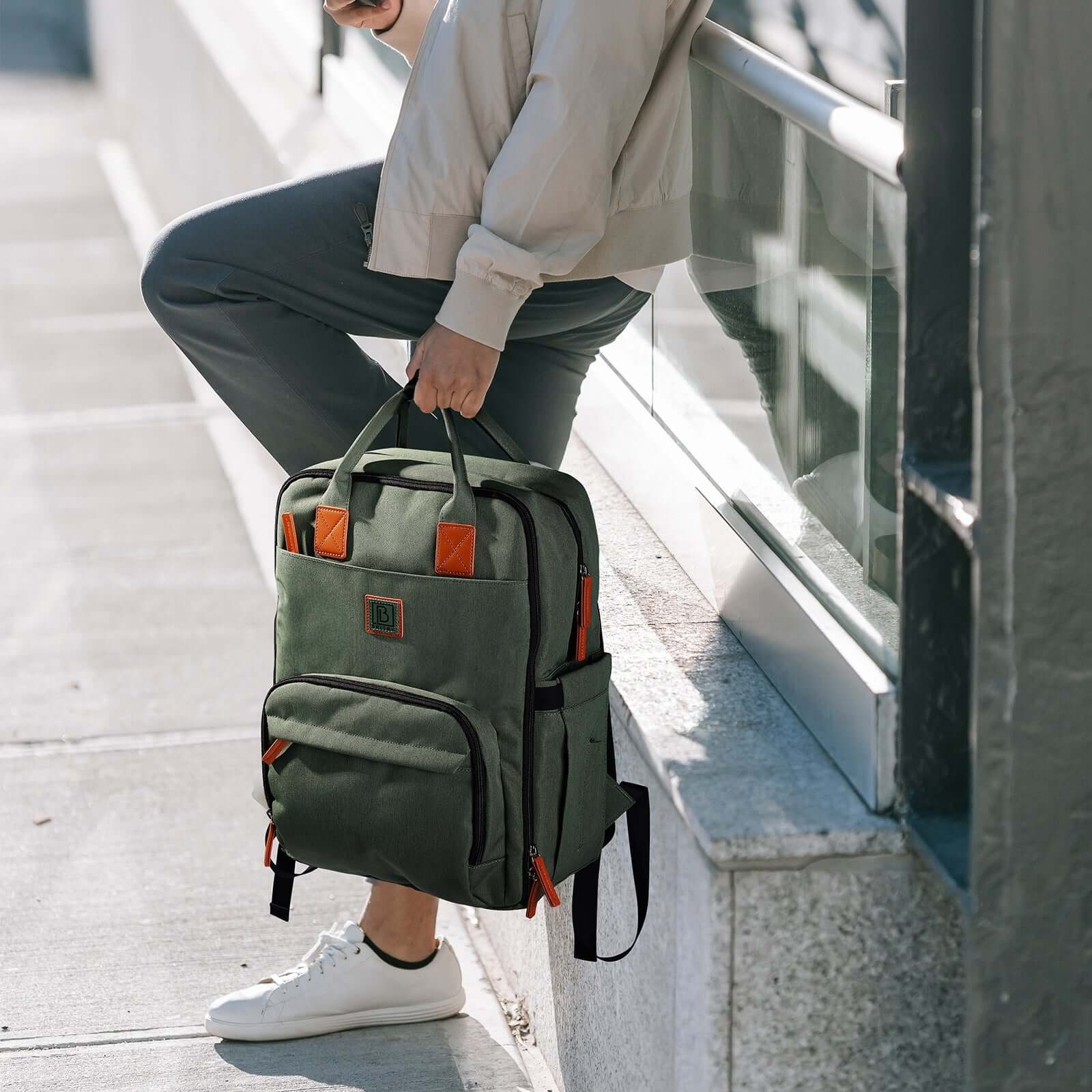 Brisby Rugzak voor Dames & Heren – Comfortabele, Waterafstotende Rugtas met Laptopvak, perfect als Schooltas, Werktas & voor op Reis. Geschikt als handbagage. Levenslange Garantie! - Groen Brisby Rugzak voor Dames & Heren – Comfortabele, Waterafstot