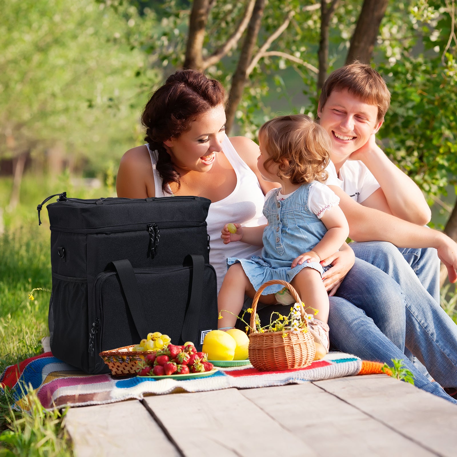 Cooler bag 40L black with gray interior - Lunch bag - 4-layer insulated - 6 free cooling elements - incl. shoulder strap
