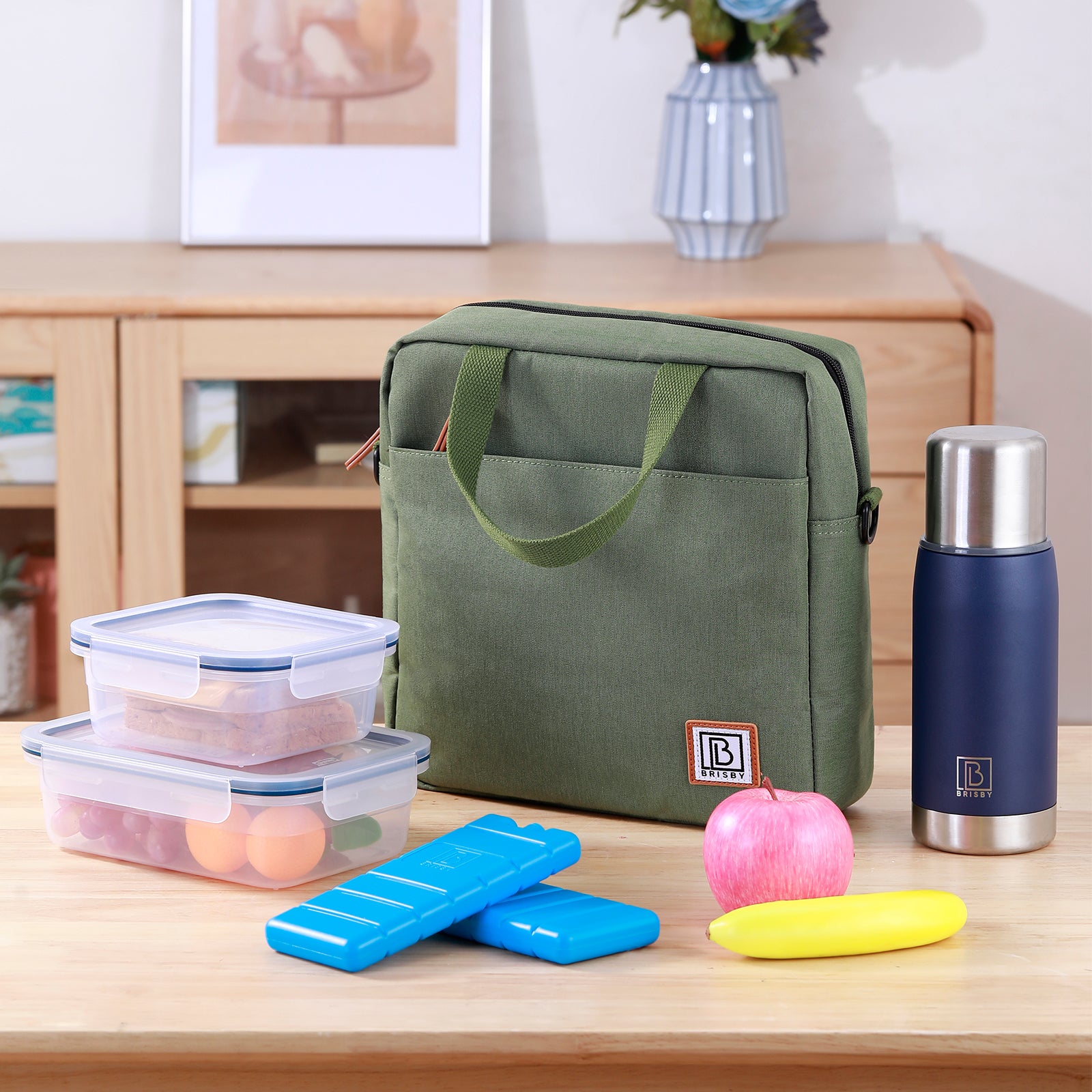 Cooler bag 7L green - Lunch bag - 4-layer insulated - 2 free cooling elements - incl. shoulder strap