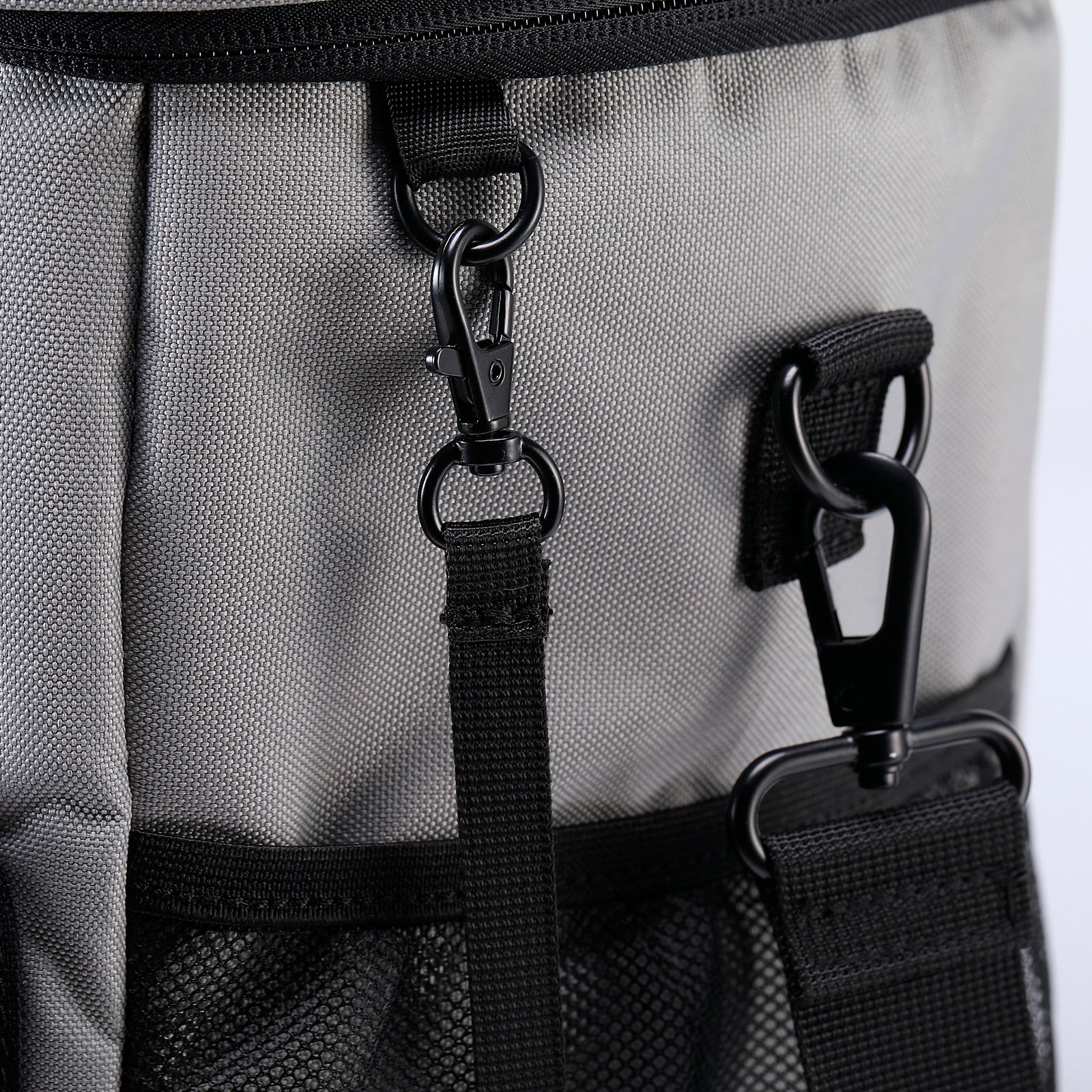 Cooler bag 40L black/grey with grey interior - Lunch bag - 4-layer insulated - 6 free cooling elements - incl. shoulder strap