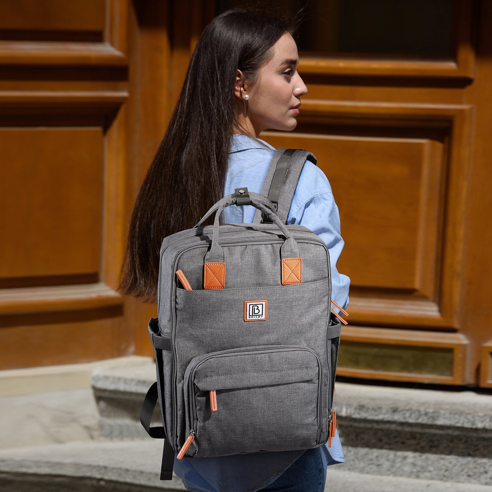 Brisby Rugzak voor Dames & Heren – Comfortabele, Waterafstotende Rugtas met Laptopvak, perfect als Schooltas, Werktas & voor op Reis. Geschikt als handbagage. Levenslange Garantie! - Donkergrijs