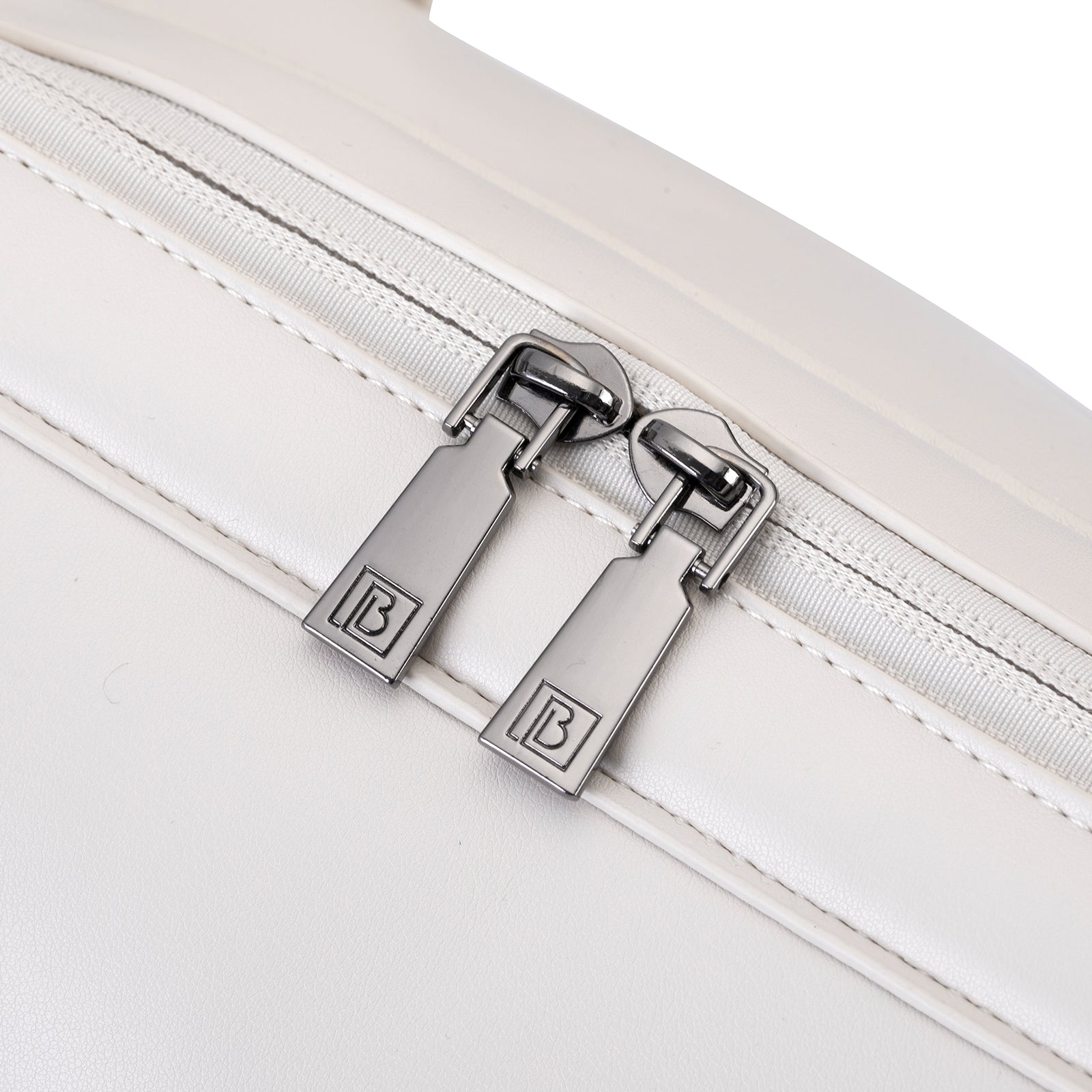 Venezia weekend bag white - shoulder bag - travel bag - hand luggage - hard-wearing - incl. hanging hooks - PU leather