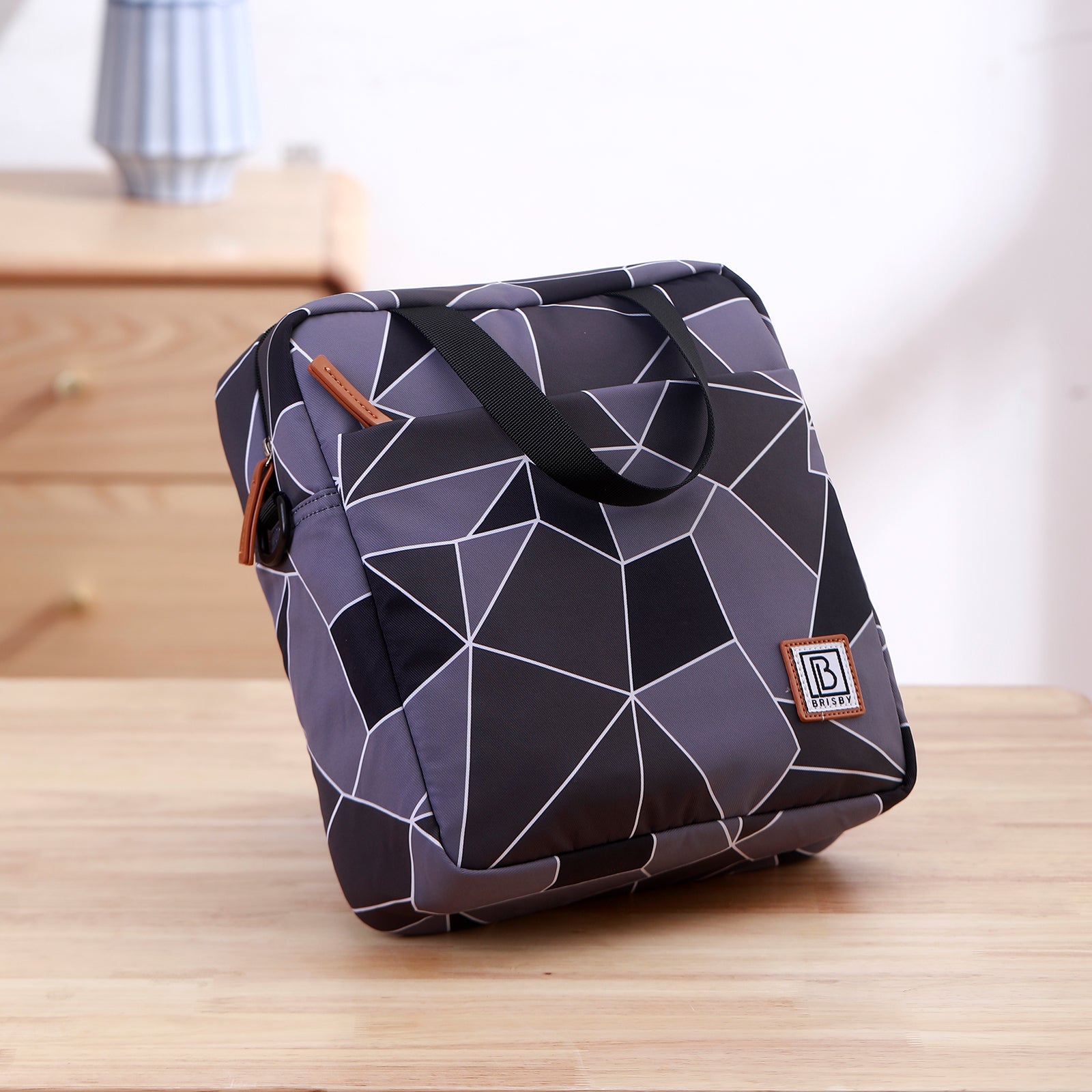Cooler bag 7L abstract gray and black - Lunch bag - 4-layer insulated - 2 free cooling elements - incl. shoulder strap