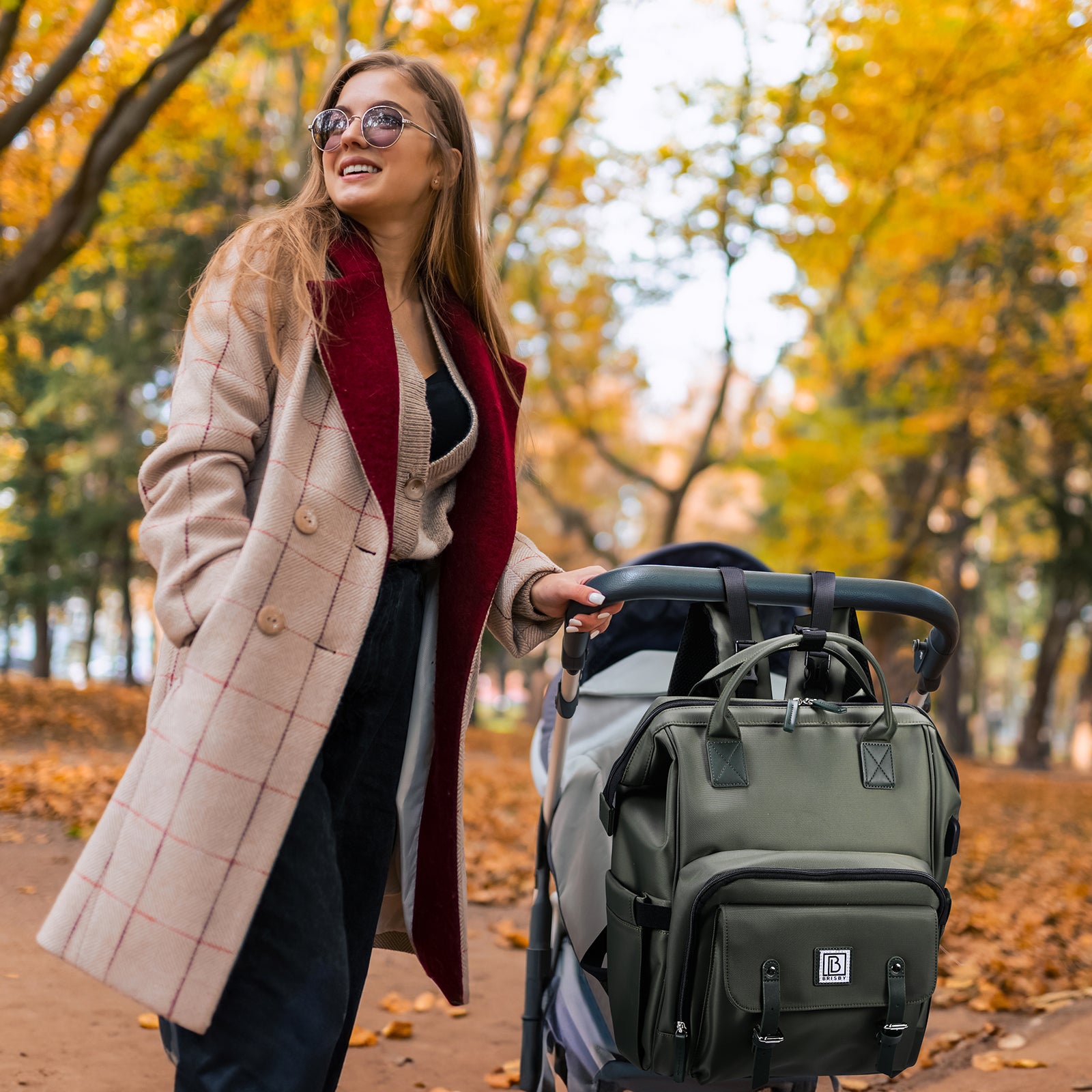 Stayopen changing bag green - nursing bag - stay-open frame - USB charging function - incl. buggy mounting and changing mat