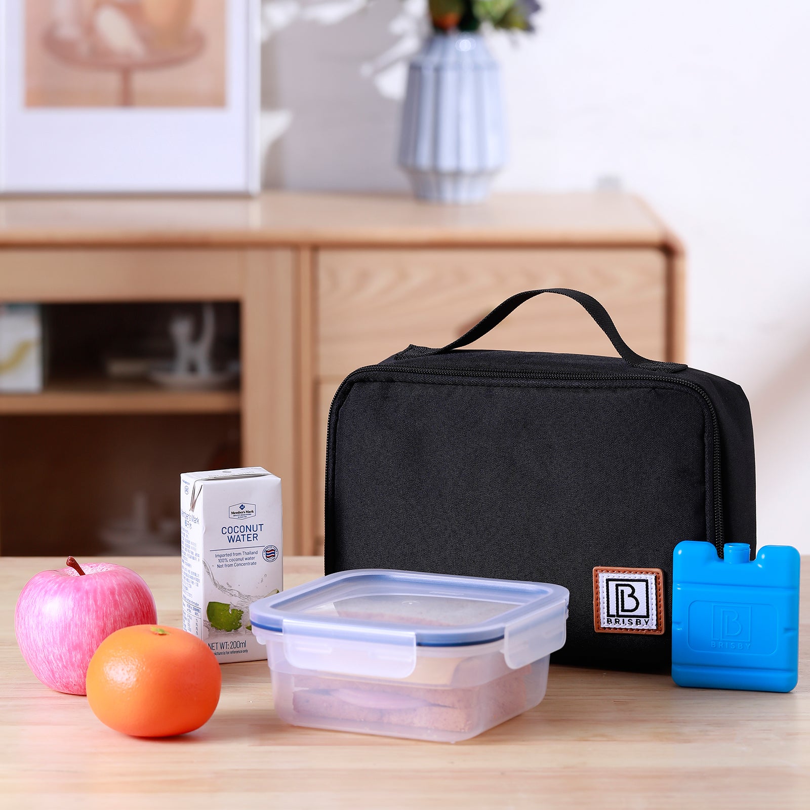 Cooler bag 2.5L black - 4-layer insulated - free cooling element