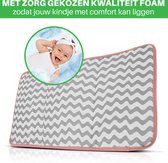 Brisby Slijtvast Verschoonmatje - Voorzien van een Klittenbandsluiting voor Gemakkelijke 1-Hands bediening - Roze