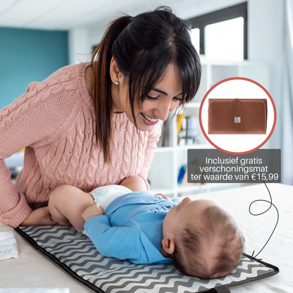 Stayopen luiertas roodbruin - Verzorgingstas - stay-open frame - USB oplaadfunctie - incl. buggymontage en verschoonmat