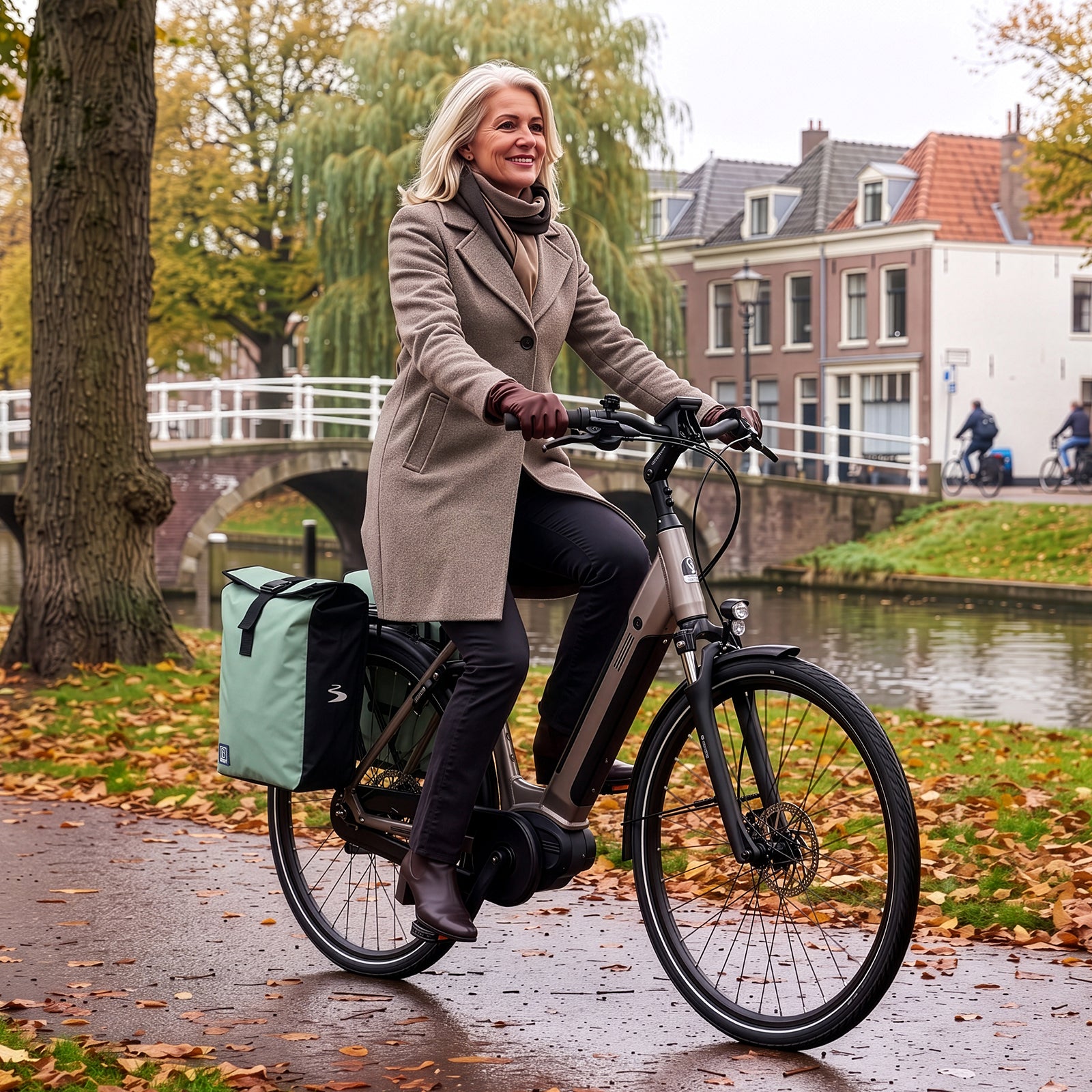 Brisby Dubbele Fietstas Rolltop Zwart 39-48L Waterdicht Geschikt voor Elektrische Fietsen & E-Bike - Groen
