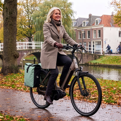 Brisby Dubbele Fietstas Rolltop Zwart 39-48L Waterdicht Geschikt voor Elektrische Fietsen & E-Bike - Groen