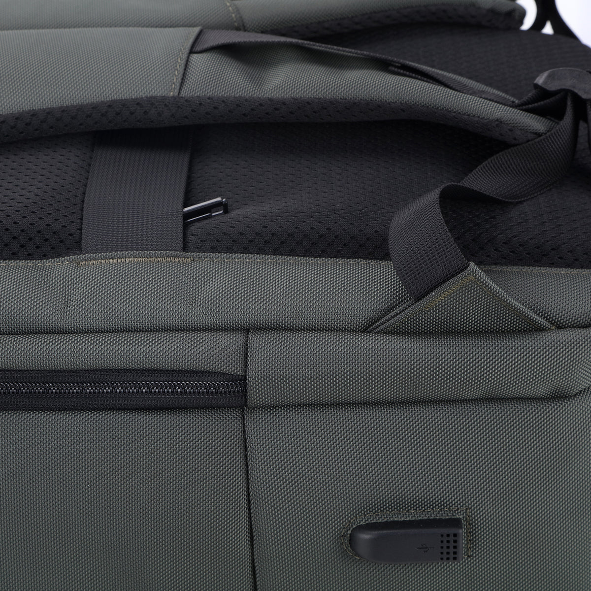 Brisby Rugzak Pro 1 – Laptoprugzak tot 15,7 inch voor Werk, School en Reizen – Waterafstotend – Met Tabletvak, Antidiefstalvak en Trolleysleeve - Groen