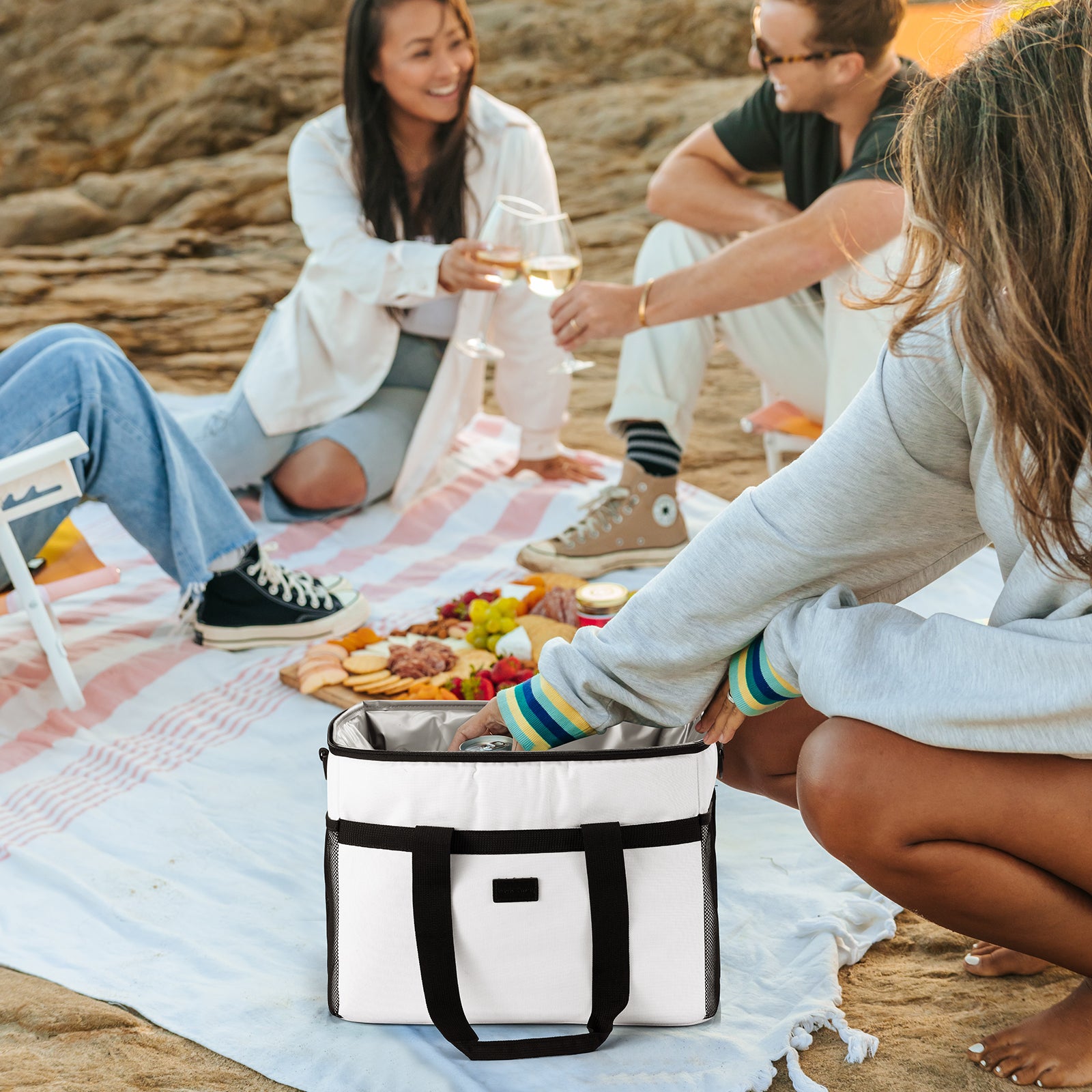 Packaway Koeltas 30L wit - incl. 4 koelelementen, draagband