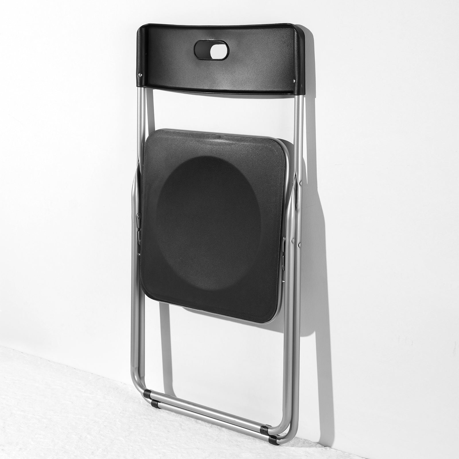 Bardi 8 Delige Klapstoelenset – Vouwstoelenset Stevige Kwaliteit, Weersbestending, 100KG Belastbaar. 44 x 45 x 79 cm. – ZWART