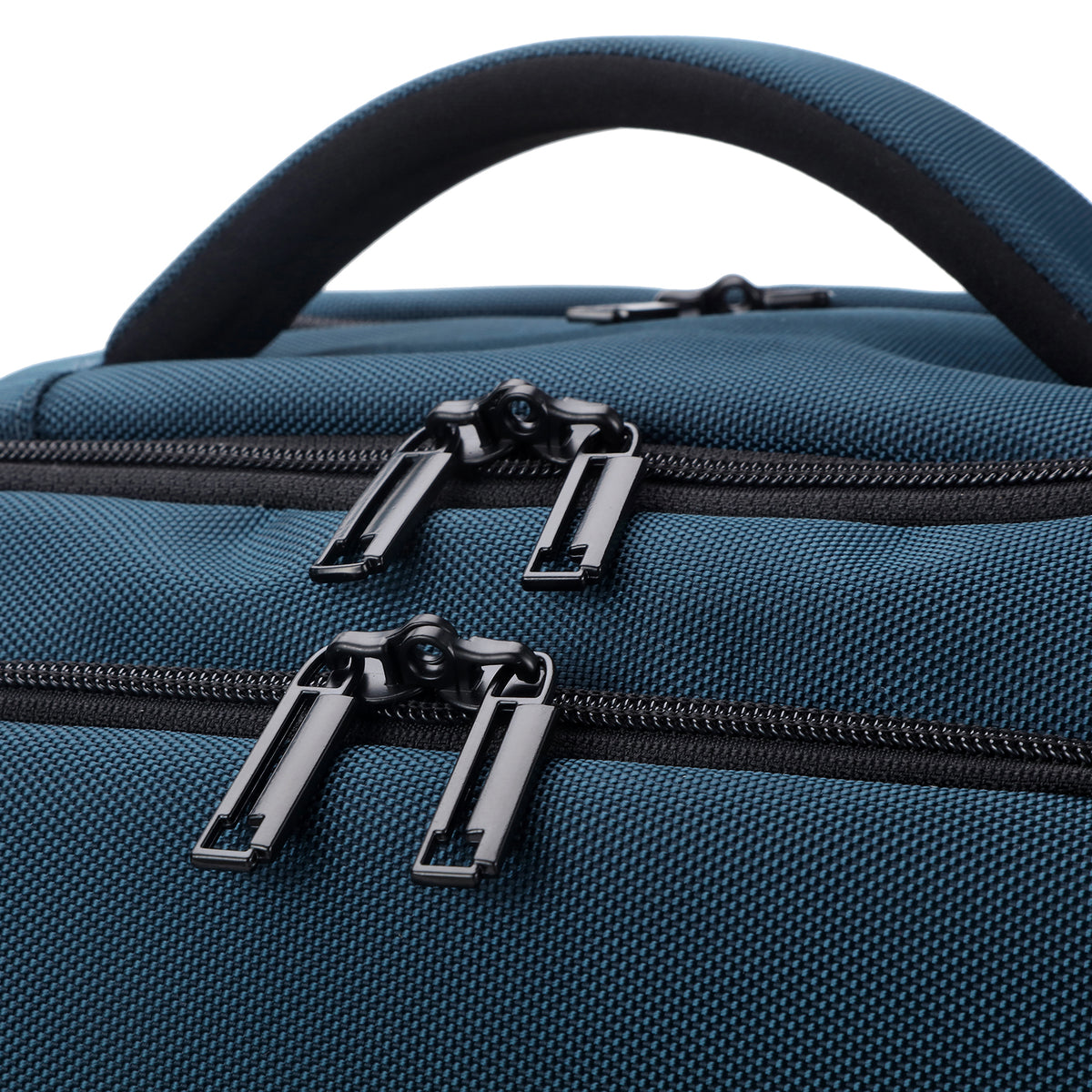 Brisby Rugzak Pro 2 – Laptoprugzak tot 15,7 inch voor Werk, School en Reizen – Waterafstotend – Met Tabletvak, Antidiefstalvak en Trolleysleeve – Blauw
