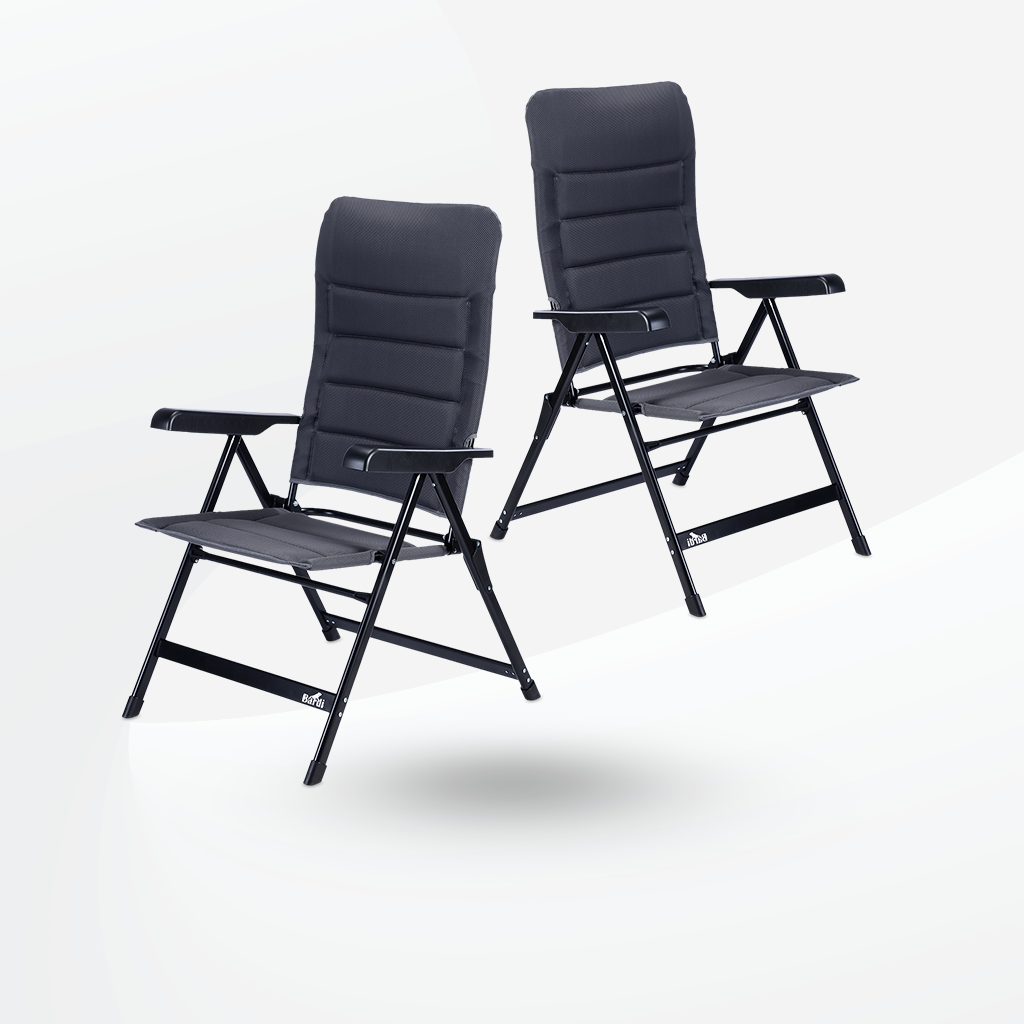 Set van 4 Franse jaren '70 eettafelstoelen met touwzitting Set van 4 Franse jaren '70 eettafelstoelen met touwzitting