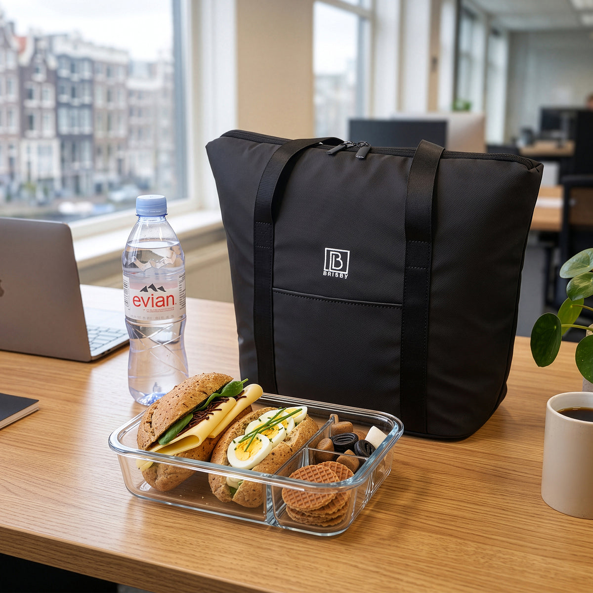 Brisby Koeltas Lunchtas 9L – 4-Laags Geïsoleerd – Inclusief 2 Koelelementen – Waterafstotend – Voor Werk, School & Onderweg - Zwart