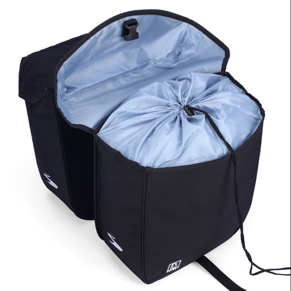Brisby Dubbele Fietstas 34 Liter – Voor Gewone en Elektrische Fiets – Waterafstotend Polyester – Met Trekkoord, Gespsluiting en Reflectie – Zwart