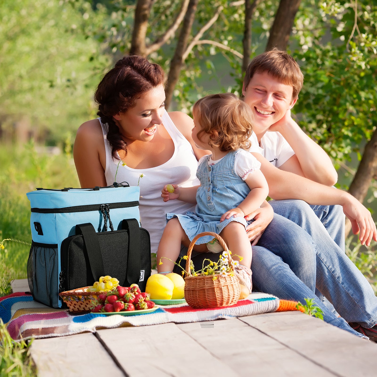 Koeltas 15L zwart-blauw - Lunchtas - 4-laags geïsoleerd - 2 gratis koelelementen - incl. schouderriem